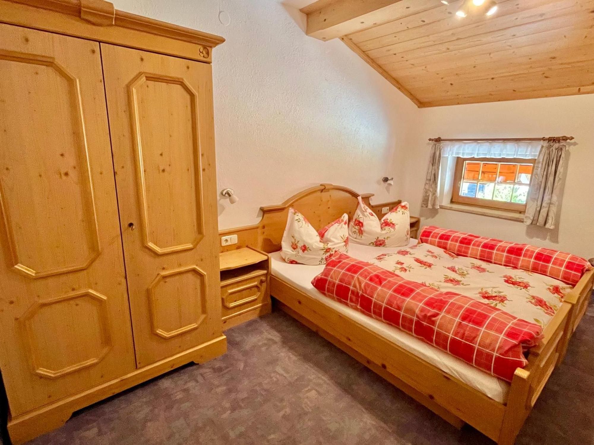 Ferienwohnungen Luxner Fügen Buitenkant foto